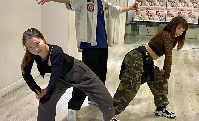 預告要展現麒麟臂。