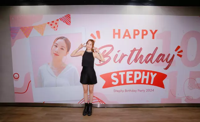 Stephy宣布將於明年三月紅館舉行首次個人演唱會。