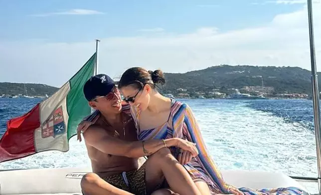 現年30歲的吳千語在去年12月嫁「百億富三代」施伯雄（Brian）