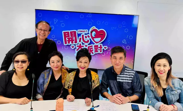 謝寧、曾醒明、社企黃明慧接受新城《開心大派對》訪問。