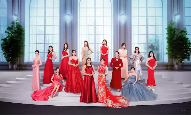 「仁美清叙」日前邀請到一眾理事及會員拍攝宣傳照，當中包括程瑤小姐 (主席) 、羅霖小姐 (榮譽主席) 及莊韻澄小姐 (秘書長) 等。