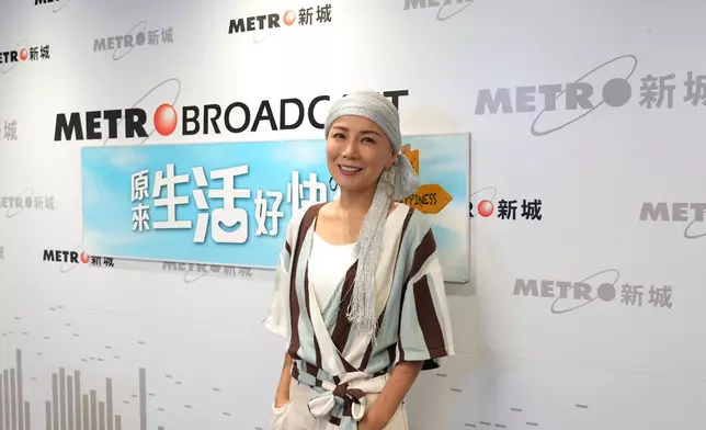 抗癌勇士吳忻熹（前名吳文忻）接受新城《原來生活好快樂》訪問。