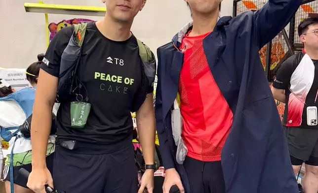 坤哥和伍富橋是大會的「星級毅行者」之一。