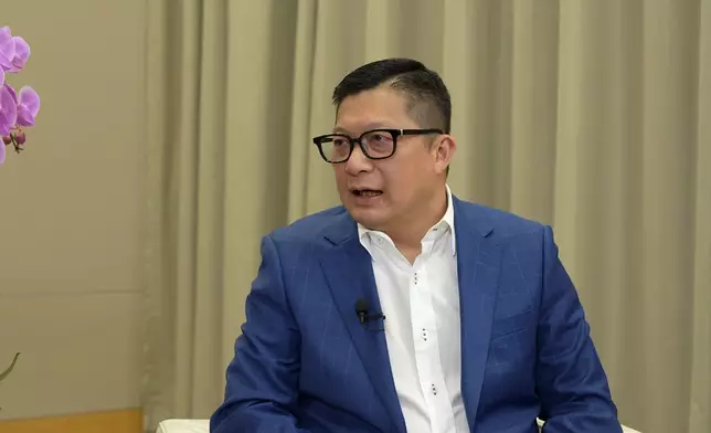 保安局局長鄧炳強