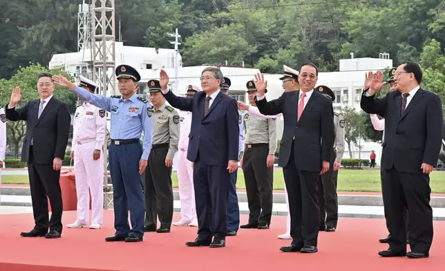 歡送中國人民解放軍海軍「三一」艦編隊（卓永興FB圖片）