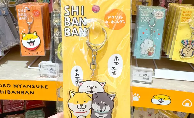 活動期間，顧客可參與印花換購活動，集齊指定數量印花即可以優惠價加購12款獨家精品。