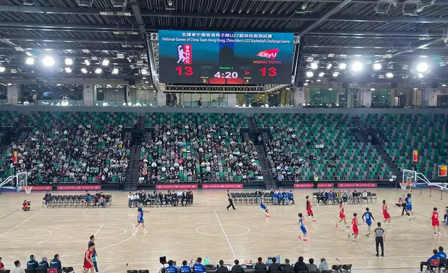 啟德體藝館首次舉行測試賽。東九龍警區FB