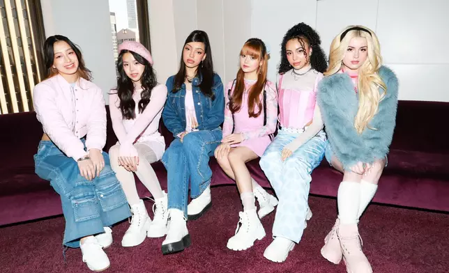 由JYP娛樂與美國唱片公司打造的跨國女團VCHA（VCHA twitter圖片）