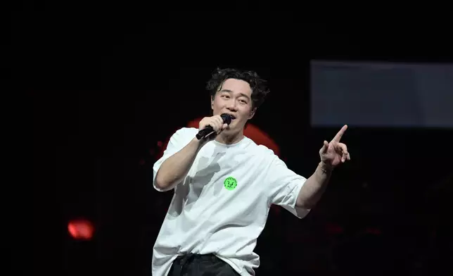 考慮到歌迷前往泰國的安全問題。