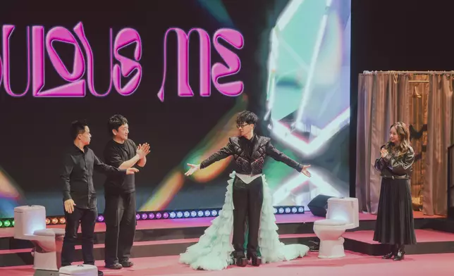 （左起）音樂總監Chris Mak、結他及主唱李浩深、余迪偉、主唱Ashley Chui