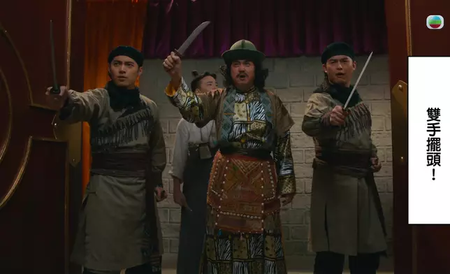 蔡康年真係每場戲都做晒翻譯，除咗做自己嗰份，其他演員嘅舂坎國話對白都係由佢寫。