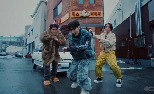 神童驚喜現身MV（MV截圖）