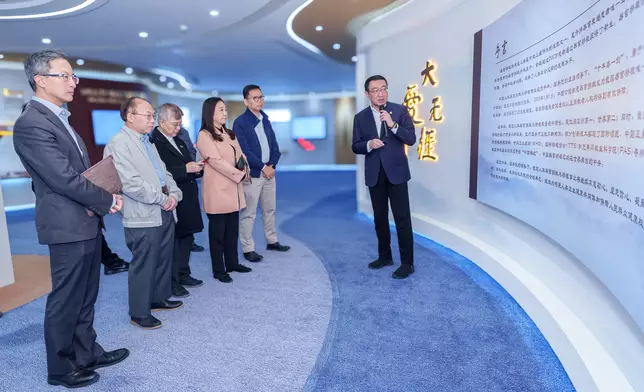 葛珮帆參訪國家衞生健康委員會人體組織器官移植與醫療大數據中心