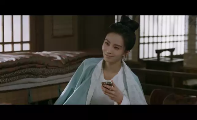 葉平安（劉詩詩飾）