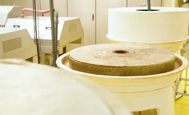 頂級的第戎芥末以傳統的石磨製作。