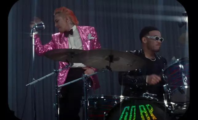 GD新歌《TOO BAD》邀來知名美籍韓裔音樂人Anderson .Paak合作（MV截圖）