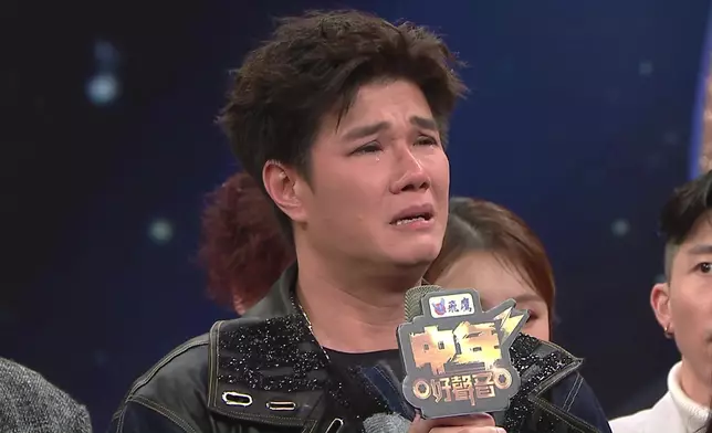 張與辰激動落淚自責未有做好隊長責任，令兩隊員被foul。