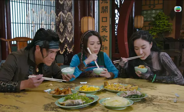 朱仔呢幕食飯戲真係笑死人。