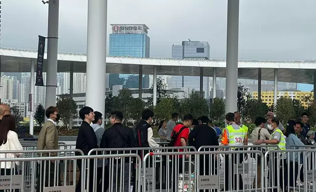 巴士的報記者攝