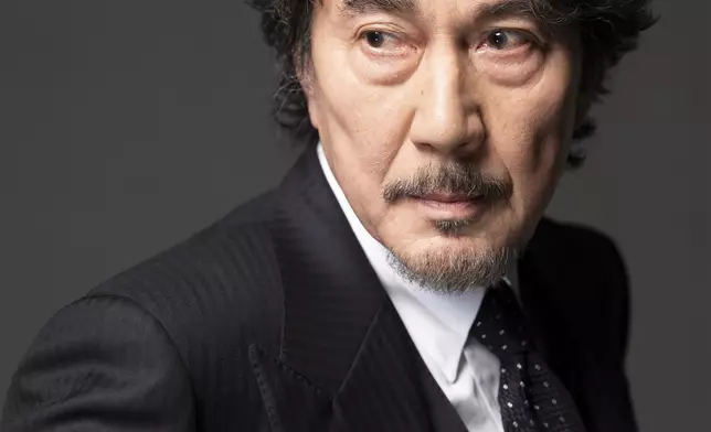 役所広司縱橫影壇四十載。