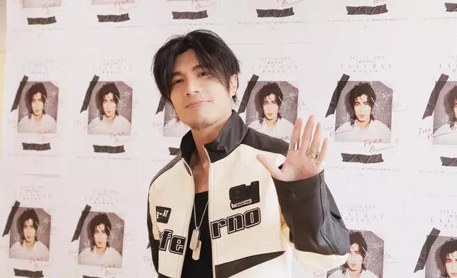 YT希望可以登上紅館開個唱，並現已不停入紙申請。