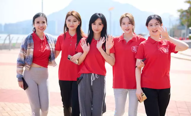 仁美一眾新會員一同參與 （左至右）陳美濤、張文婧、朱千紅、袁文慧、林穎彤