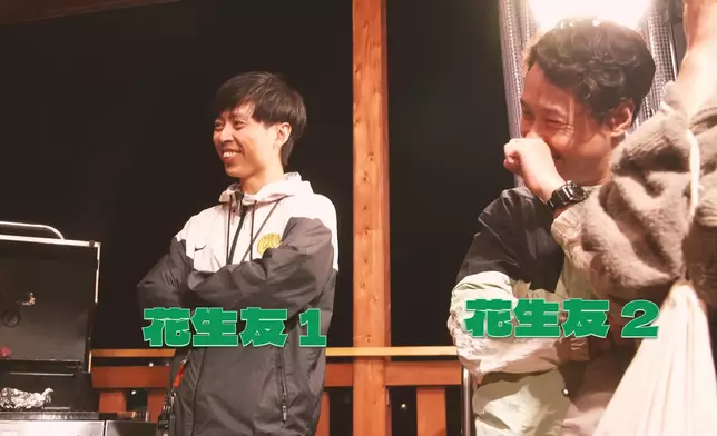 Chloe的食相逗得工作人員大樂。