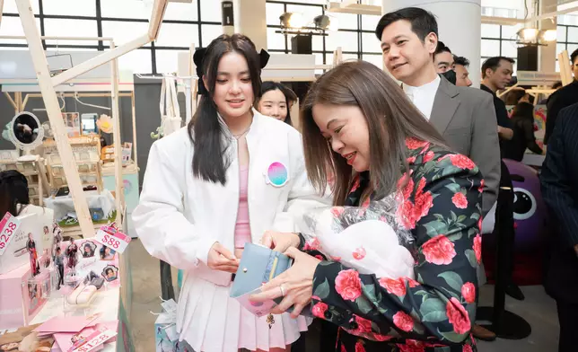 羅淑佩自掏腰包撐Chantel。