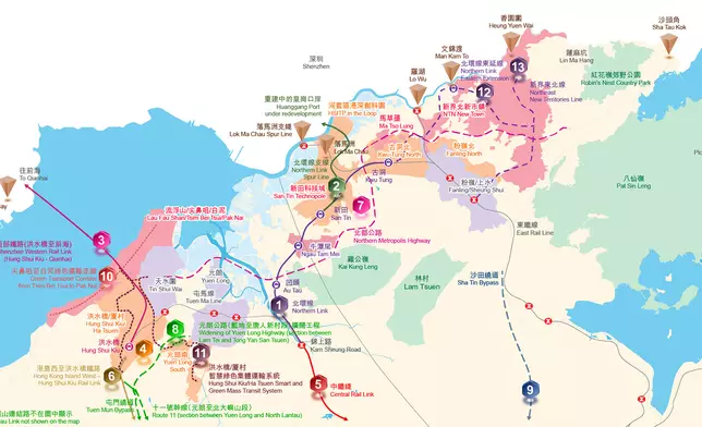 北都交通基建（圖片來源:北部都會區官網）(1、北環線 ; 2、北環線支線 ; 3、港深西部鐵路(洪水橋至前海); 4、洪水橋站 ; 5、中鐵線; 6、港島西至洪水橋站 ; 7、北都公路 8、十一號幹線 ; 9、沙田繞道 ; 10、尖鼻咀至白泥運輸走廊 ; 11、洪水橋集體運輸系統 ; 12、北環線東延線 ; 13、新界東北線。（圖片來源: 北部都會區官網)