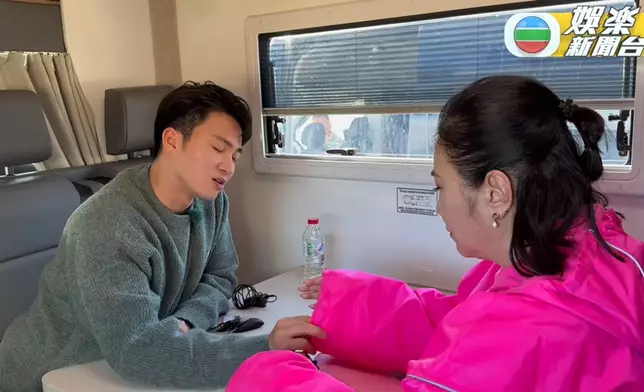 嘉洛仔為阿姐吹風缺氧實錄。