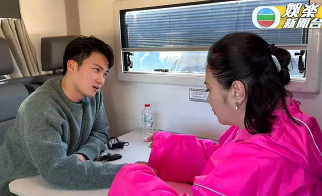 嘉洛仔為阿姐吹風缺氧實錄。