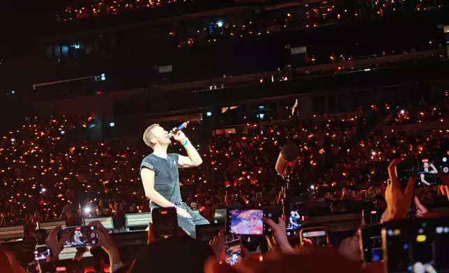 英國樂隊Coldplay於4月8、9、11及12日在啟德體育園舉行4場演唱會。小紅書圖片