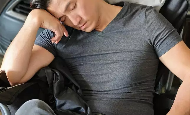 陳山聰瞓得好Chok。
