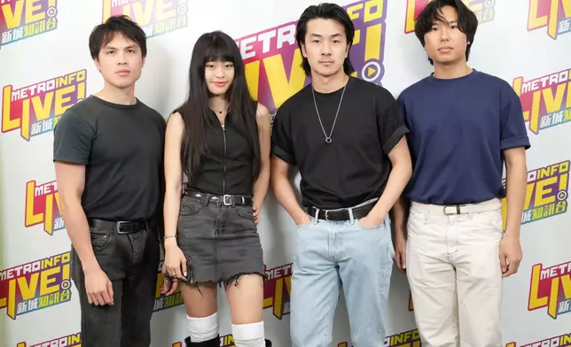 The Lemon Ones (左起)鼓手區啟豪（Brian）、鍵琴手陳瑞寶（Bobo）、主音黃俊豪（Jero）、低音結他手俞志浩（Jacky）