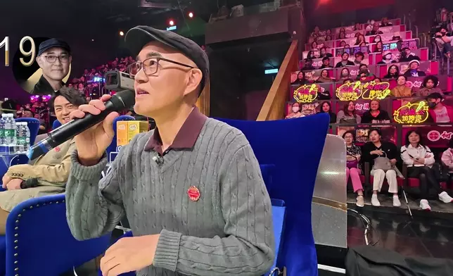 周國豐用開篷車形容佢兩個嘅表演。