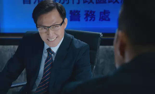 呢個奸笑，冇得頂。