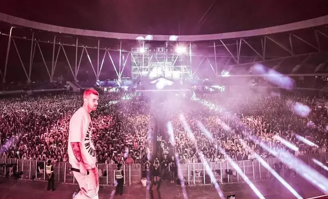 The Chainsmokers IG圖片