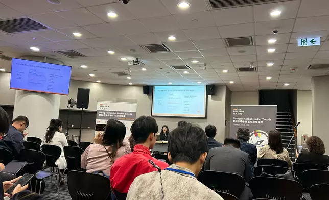 巴士的報記者攝