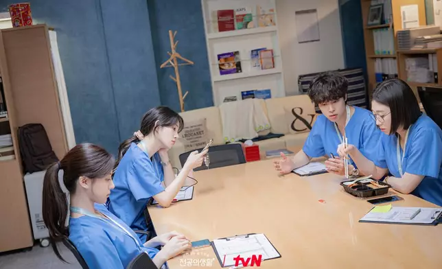 《機智住院醫生生活》播出後反應不錯。 tvN FB圖片