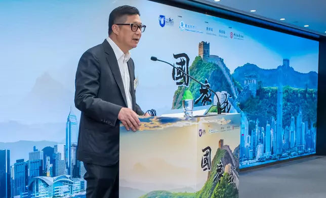 保安局局長鄧炳強在國家安全教育講座上，為參加者深刻解讀香港國家安全的最新形勢以及所面對的挑戰。