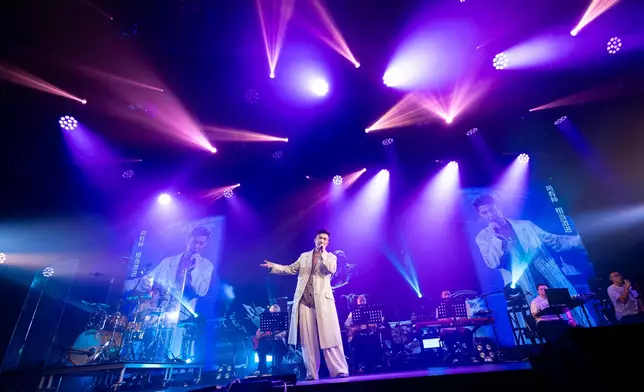 日前在佛山順德舉行《陳山聰"初心"巡迴音樂會》。