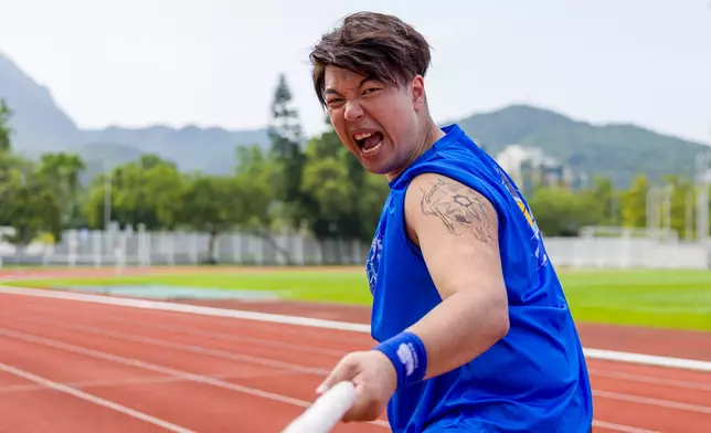 個人：肥蚊（四向拔河）