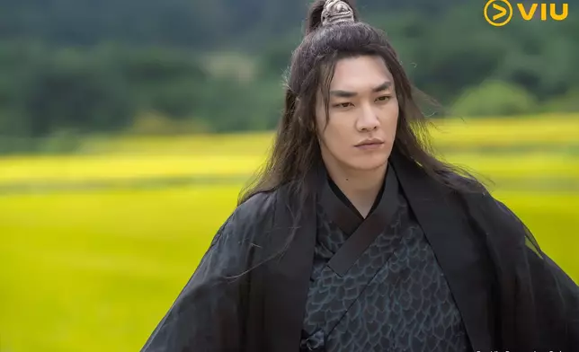 金英光特別客串《鬼宮》惡神。黃Viu提供圖片