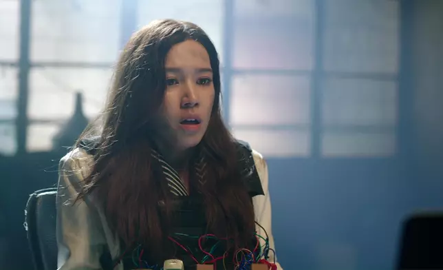 傅嘉莉全場戲都係靠想像演出嚟，真心勁！