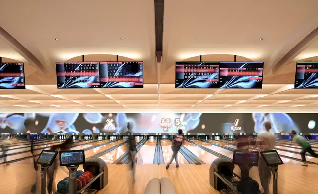 Top Bowl——設有 40 條世界競技級保齡球道，適合專業保齡高手或入門朋友，館內更設有Bowlbie 餐廳酒吧，提供多元化娛樂、派對及餐飲體驗，重新定義保齡球及休閒活動體驗。