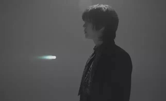 很多粉絲期待SS501三位成員回歸。 預告截圖