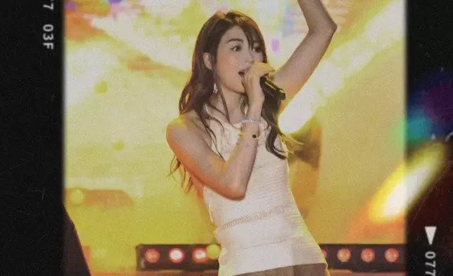 同時積極復出。