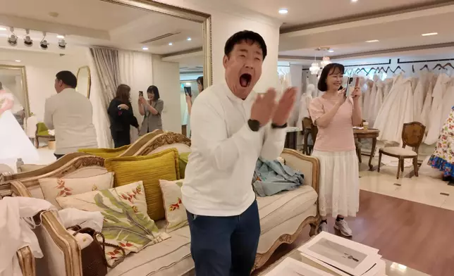 鄭恩惠在她的個人YouTube頻道上公開了籌備婚禮的過程。 影片截圖