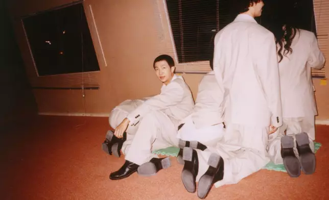 RM與Tablo相隔三年再合作。 BTS twitter圖片