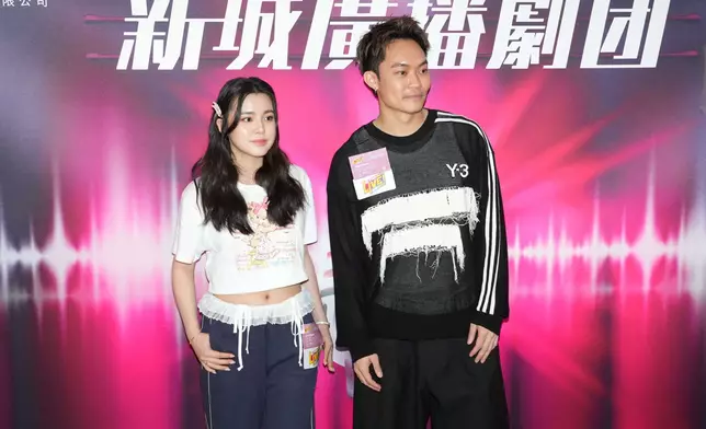 姚焯菲、胡子彤